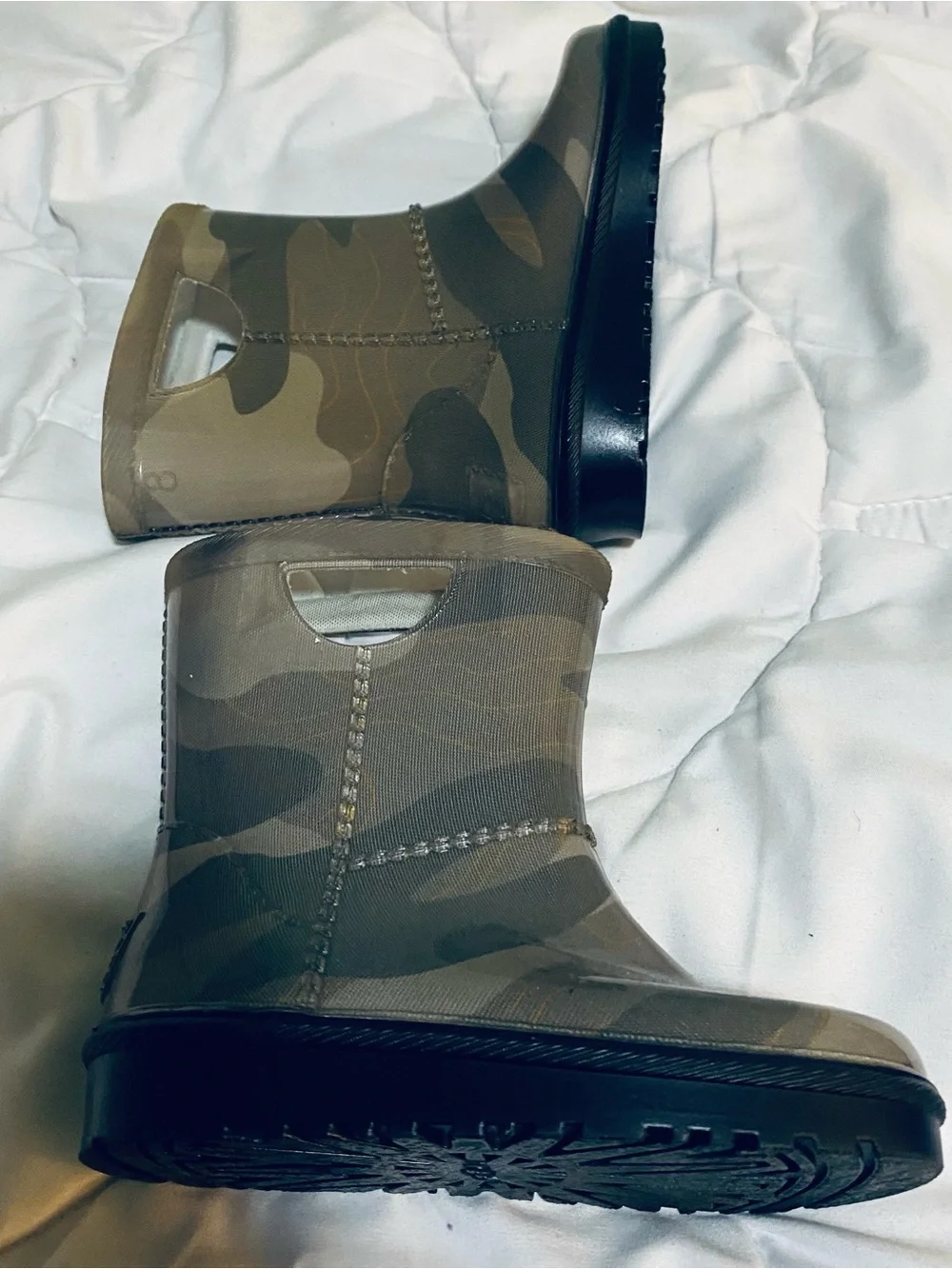8C UGG Black Treaded Rain Boots